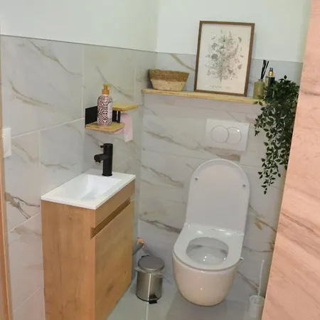 La Vie Est Belle Δουνκέρκη