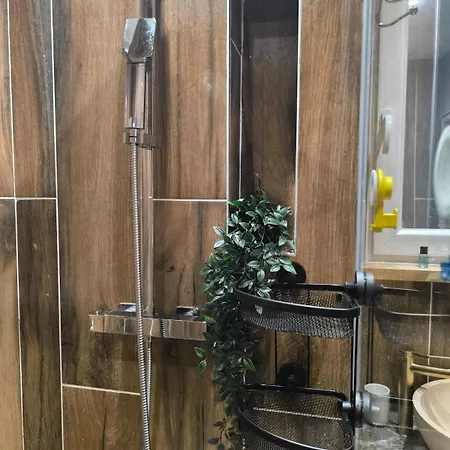 La Vie Est Belle Climatise A 5 Min De La شقة